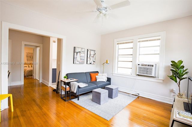320 Mendoza Ave 2, Miami, FL 33134