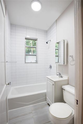 320 Mendoza Ave 2, Miami, FL 33134
