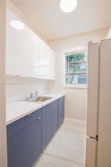 320 Mendoza Ave 2, Miami, FL 33134