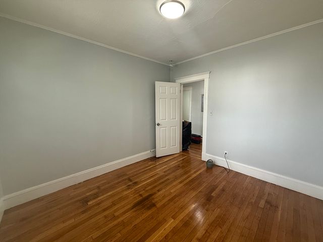 139 Lawton Ave 9, Lynn, MA 01902