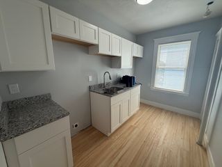 139 Lawton Ave 9, Lynn, MA 01902