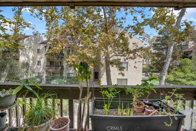 8201 Summertime, Culver City, CA 90230