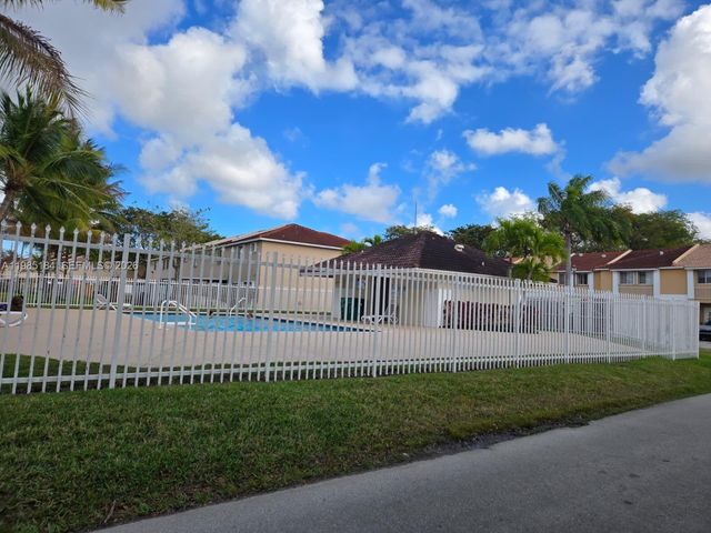 13926 SW 175th Ter, Miami, FL 33177