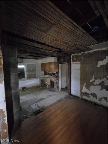12109 Gay Avenue, Cleveland, OH 44105