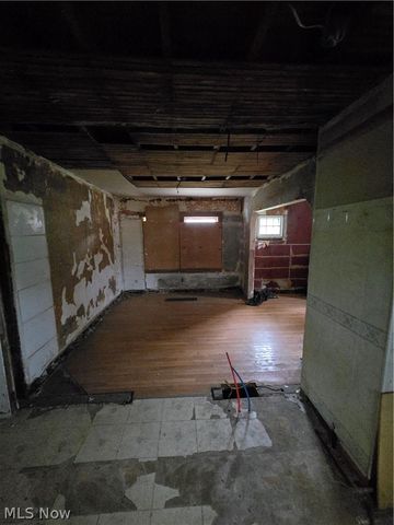 12109 Gay Avenue, Cleveland, OH 44105