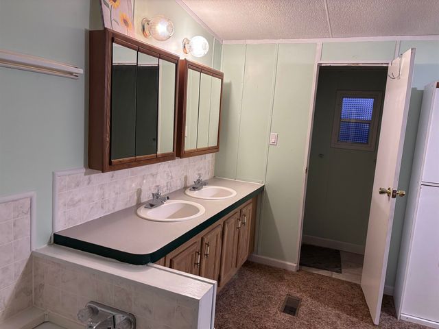 404 S Howard, Howard, KS 67349