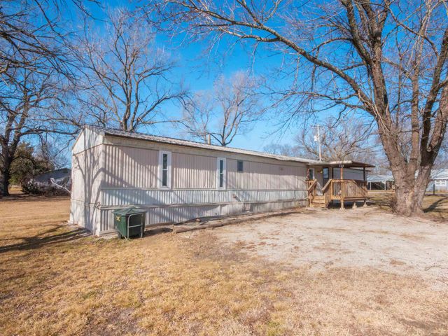 404 S Howard, Howard, KS 67349