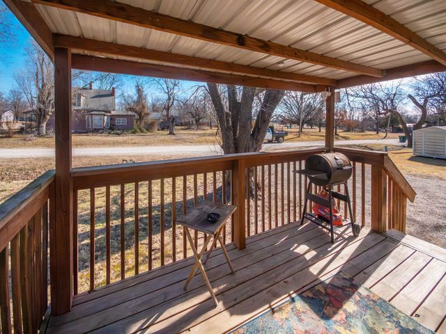 404 S Howard, Howard, KS 67349