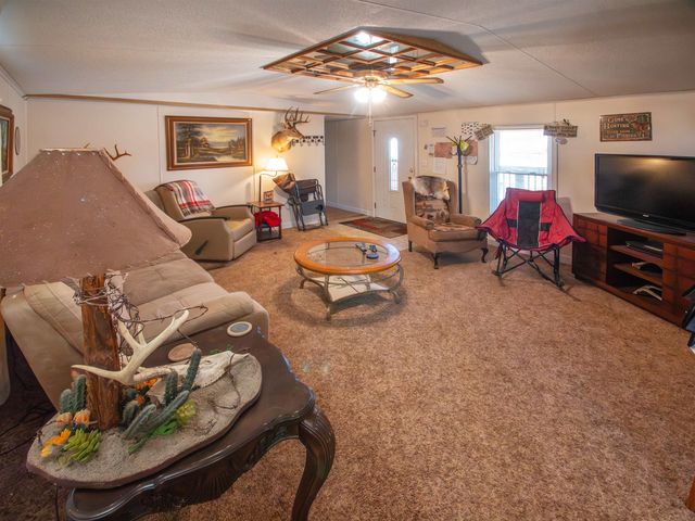 404 S Howard, Howard, KS 67349