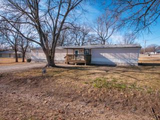 404 S Howard, Howard, KS 67349