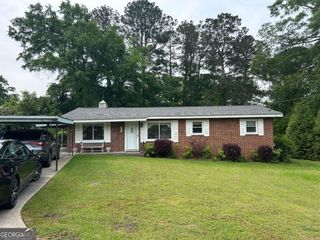 201 Magnolia Circle SE, Milledgeville, GA 31061