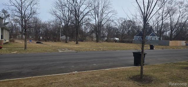 8434 Asbury Park, Detroit, MI 48228