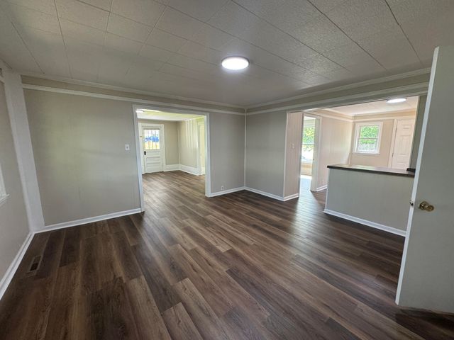 12820 W Lynchburg Salem, Blue Ridge, VA 24064