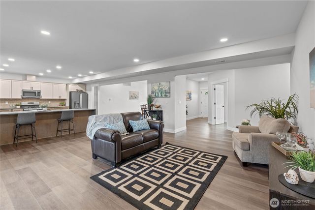 907 Orting Kapowsin Highway E, Orting, WA 98360