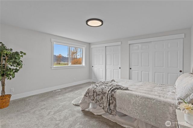 907 Orting Kapowsin Highway E, Orting, WA 98360