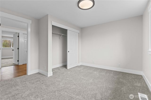 907 Orting Kapowsin Highway E, Orting, WA 98360