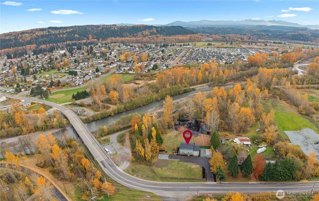 907 Orting Kapowsin Highway E, Orting, WA 98360