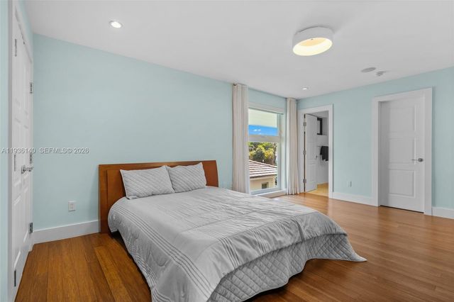 1251 Kane Concourse, Bay Harbor Islands, FL 33154