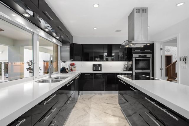 1251 Kane Concourse, Bay Harbor Islands, FL 33154