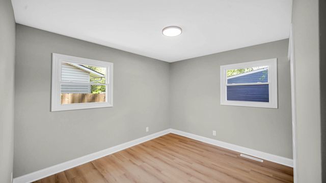 2933 W 38th Place, Hobart, IN 46342