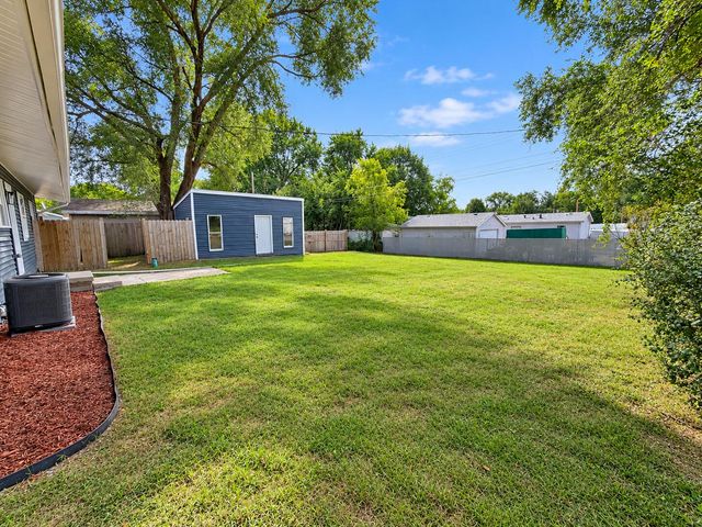 2933 W 38th Place, Hobart, IN 46342