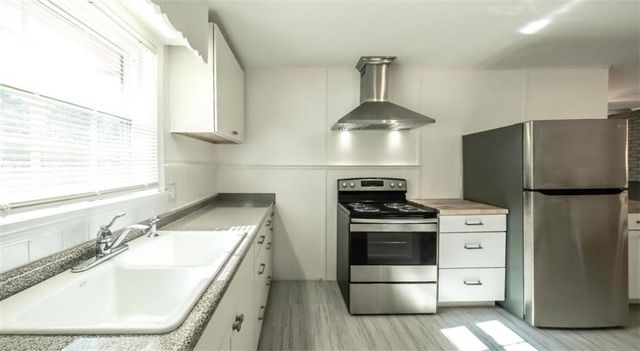 4045 Compton Circle, Powder Springs, GA 30127