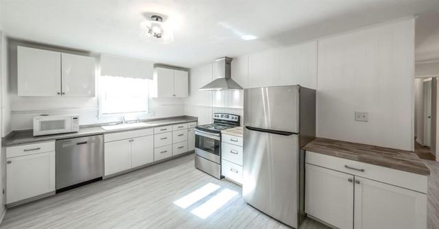 4045 Compton Circle, Powder Springs, GA 30127