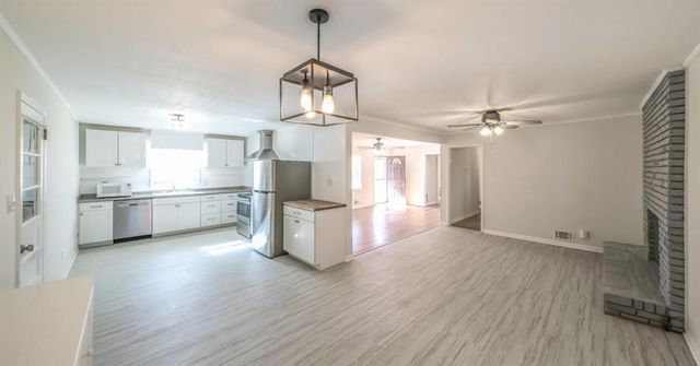 4045 Compton Circle, Powder Springs, GA 30127