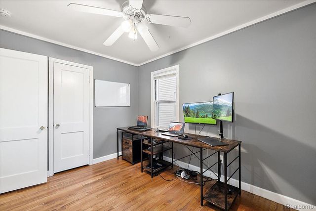 26097 Brettonwoods Street, Madison Heights, MI 48071