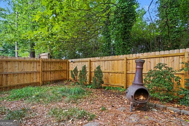 1006 Creatwood Circle SE, Smyrna, GA 30080