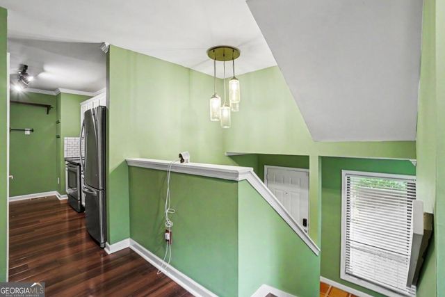 1006 Creatwood Circle SE, Smyrna, GA 30080