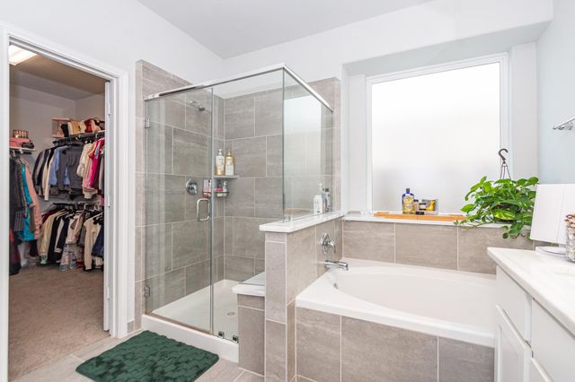 62 Carmel Drive, Manvel, TX 77578