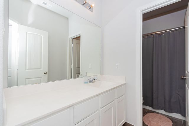 62 Carmel Drive, Manvel, TX 77578