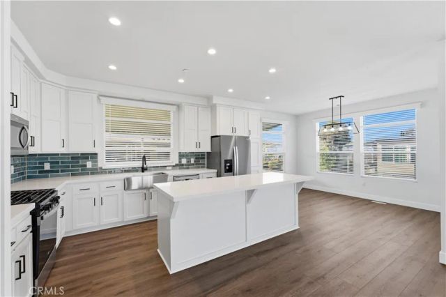 1150 Ventura 77, Camarillo, CA 93010