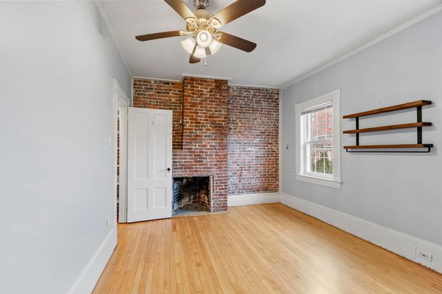 67 West Merrimack St Apt 2, Manchester, NH 03101