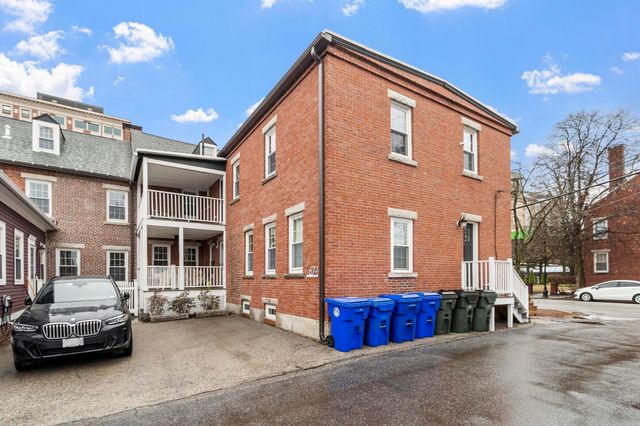 67 West Merrimack St Apt 2, Manchester, NH 03101