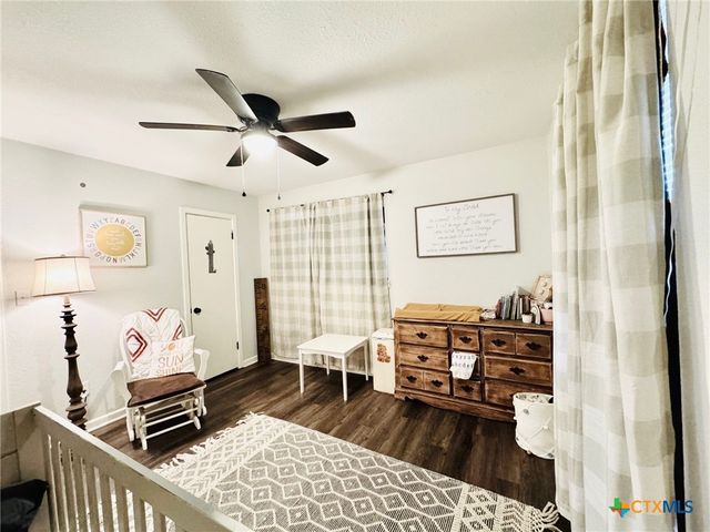 124 Cottonwood Drive, Gatesville, TX 76528