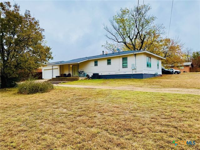 124 Cottonwood Drive, Gatesville, TX 76528