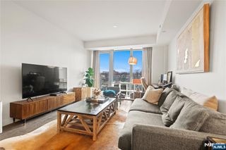 320 Adolphus Avenue 612, Cliffside Park, NJ 07010