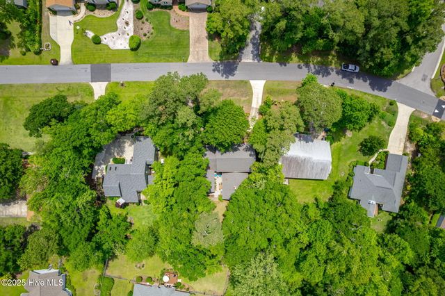 817 Lord Granville Drive, Morehead City, NC 28557