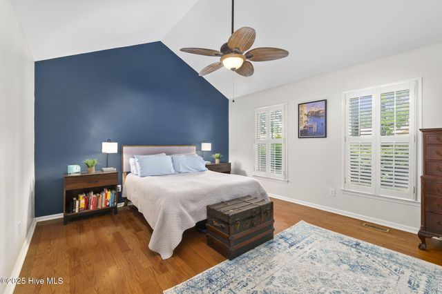 817 Lord Granville Drive, Morehead City, NC 28557