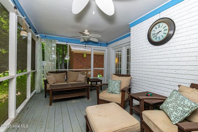 817 Lord Granville Drive, Morehead City, NC 28557