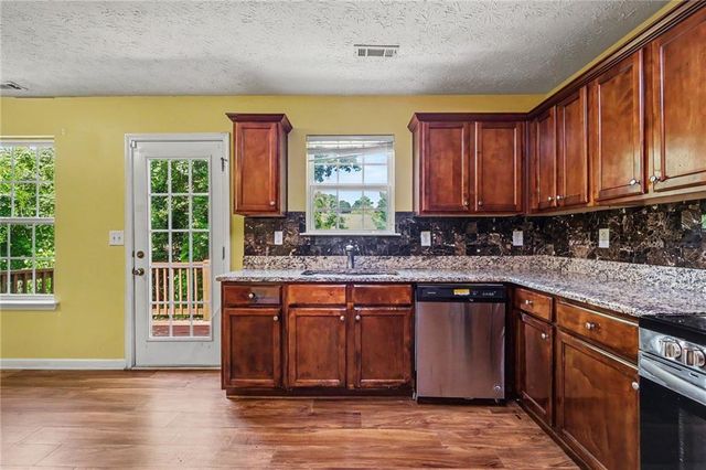 524 Mccain Creek Trail, Stockbridge, GA 30281