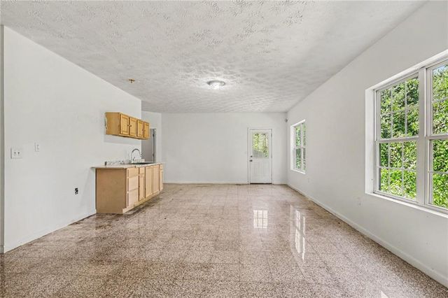 524 Mccain Creek Trail, Stockbridge, GA 30281