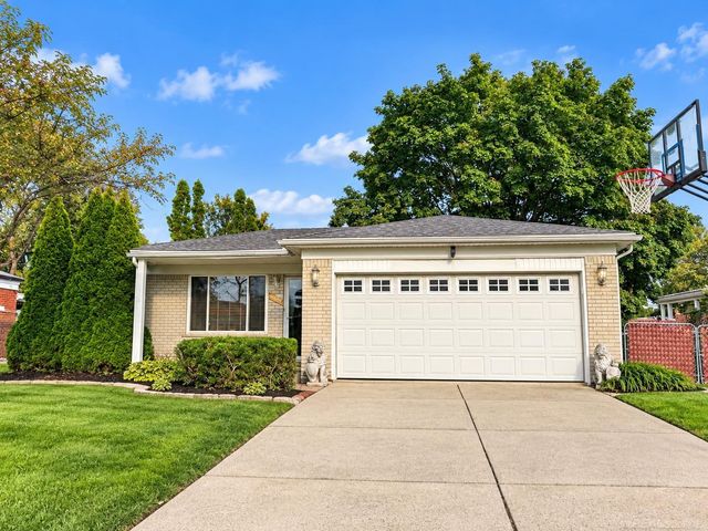 32228 Columbus Drive, Warren, MI 48088