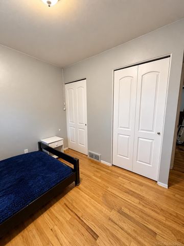 32228 Columbus Drive, Warren, MI 48088