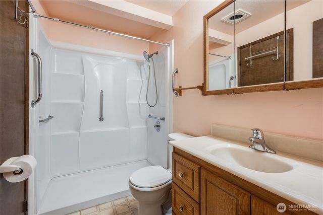 3435 Auburn Way S #5, Auburn, WA 98092