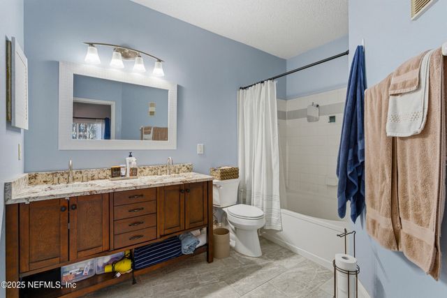 10000 GATE Parkway 613, Jacksonville, FL 32246