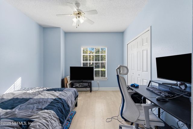 10000 GATE Parkway 613, Jacksonville, FL 32246