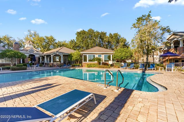 10000 GATE Parkway 613, Jacksonville, FL 32246